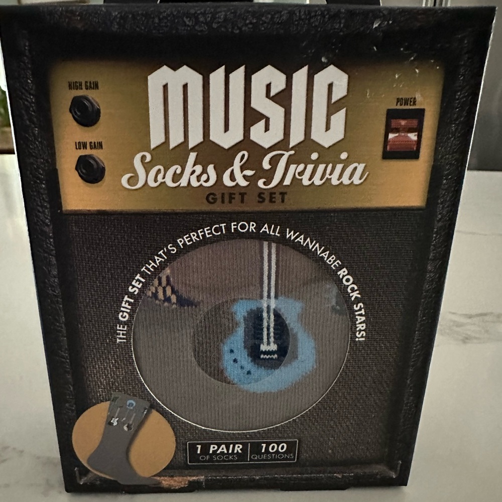 Music and trivia socks- 1 pair, 100 questions (OS)